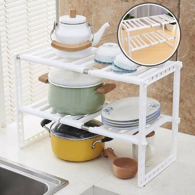 rangement sous evier avec cafetiere assiette bol