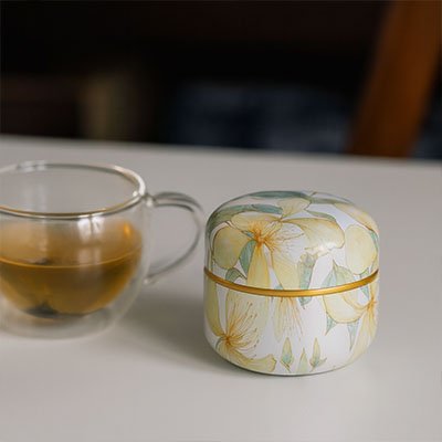 Boite-à-thé-motif-jaune