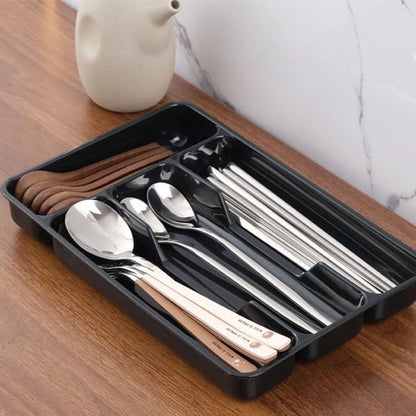 range couvert avec couvert ustensils bois