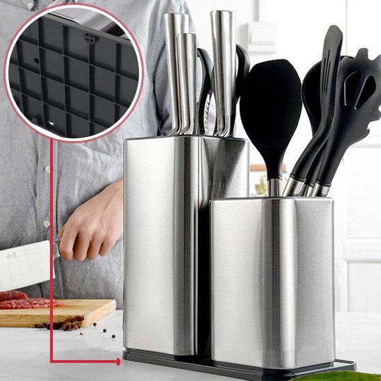 rangement pour couverts femme decoupe viande